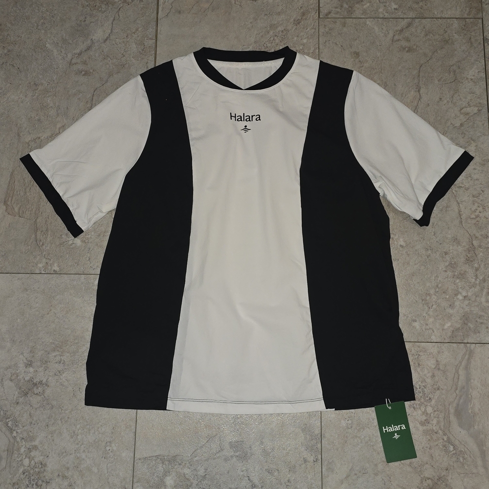 HALARA Women's Black and White Short Sleeve Tee